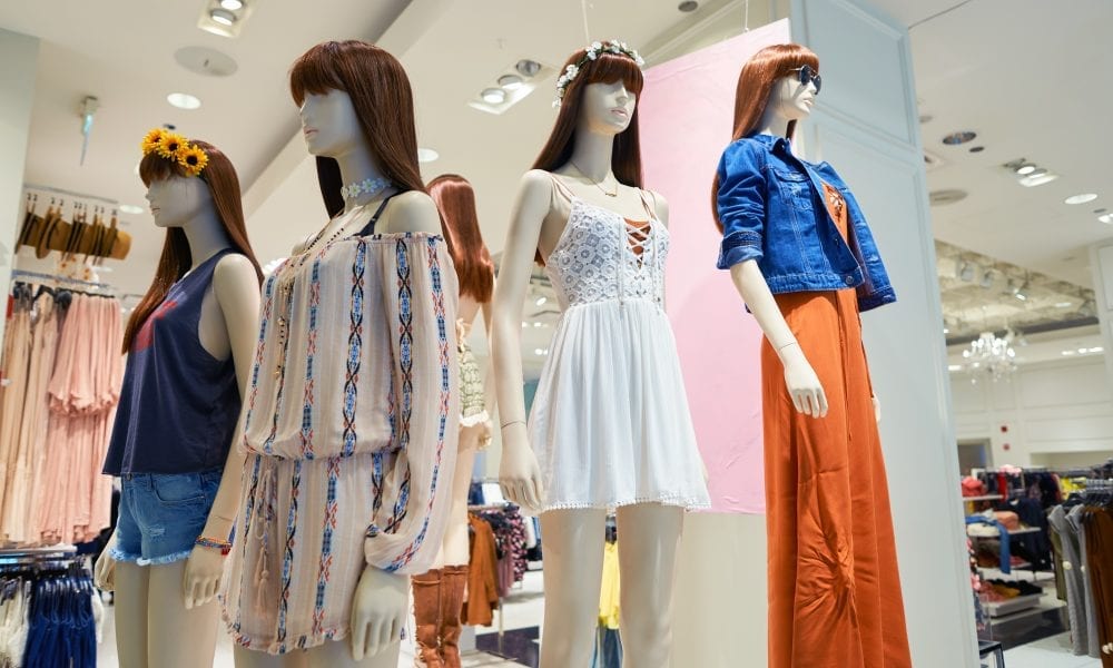 Fashion Forecasting: The Art and Science Behind Predicting Style Trends
